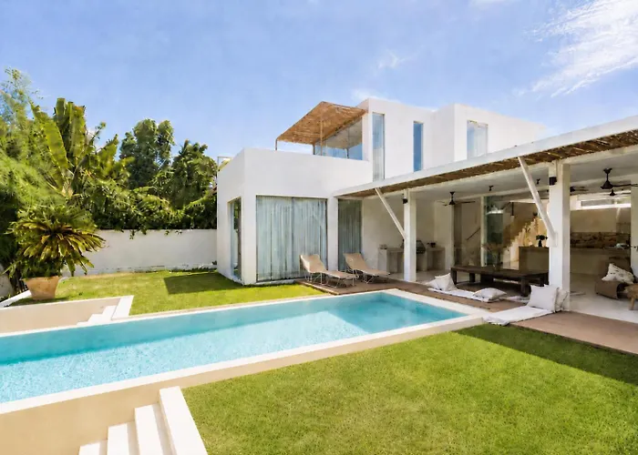 Villa Riva - Private Riverside In Pererenan Canggu (Bali)